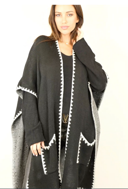 Poncho 2 bolsos Ivona  cor preto